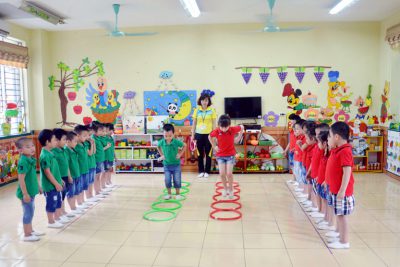 Chúng ta cùng tập thể dục chống covid nào